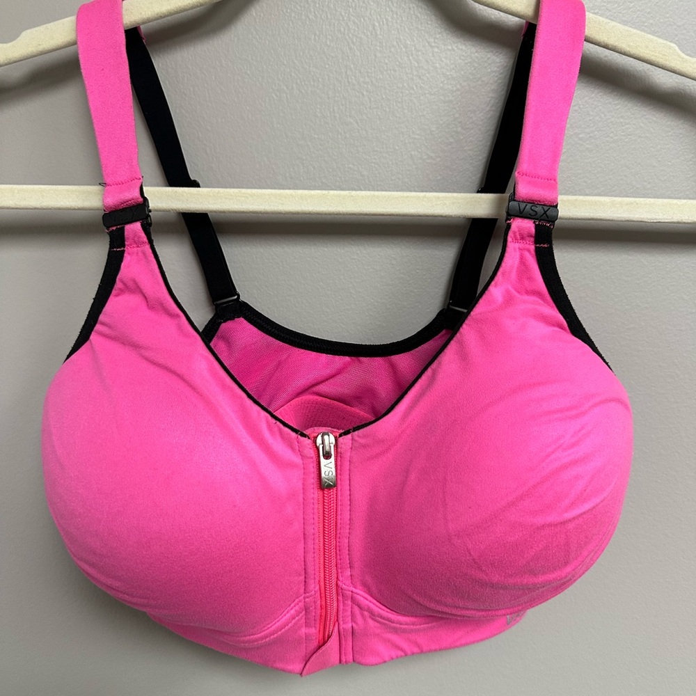 Victoria’s Secret VSX sports bra size 34D